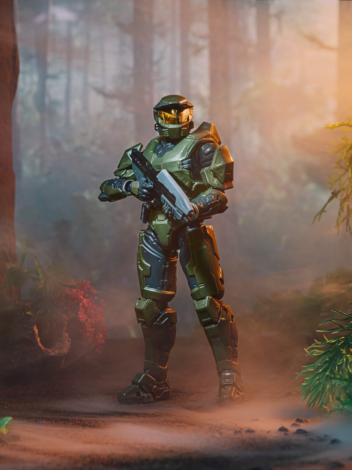 Halo key art: Master Chief in a misty forest